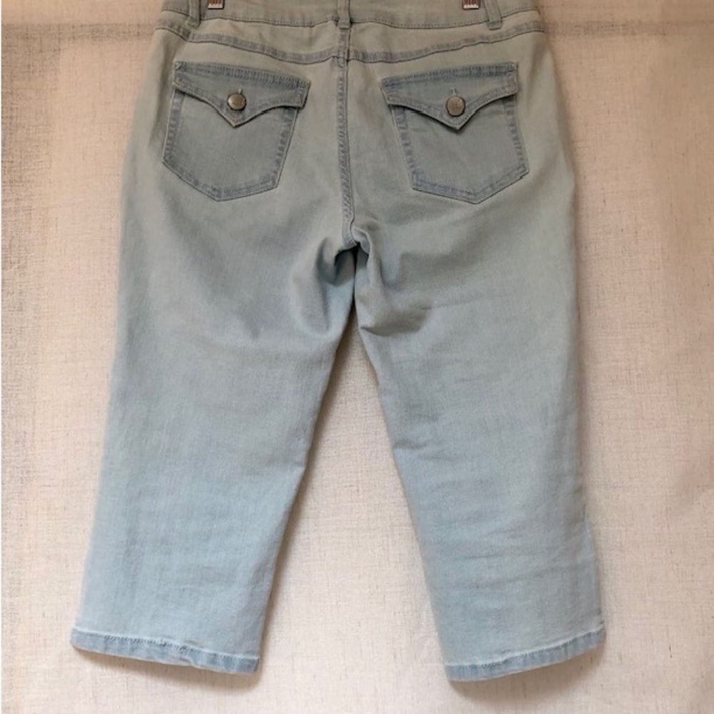 D Jeans,light washed blue,skinny capri jeans.Size 10 - Picture 7 of 11